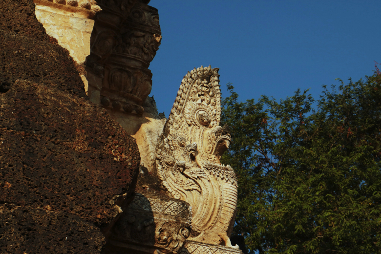 タイ スコータイ ワット プラパーイルアン 歴史公園 世界遺産
