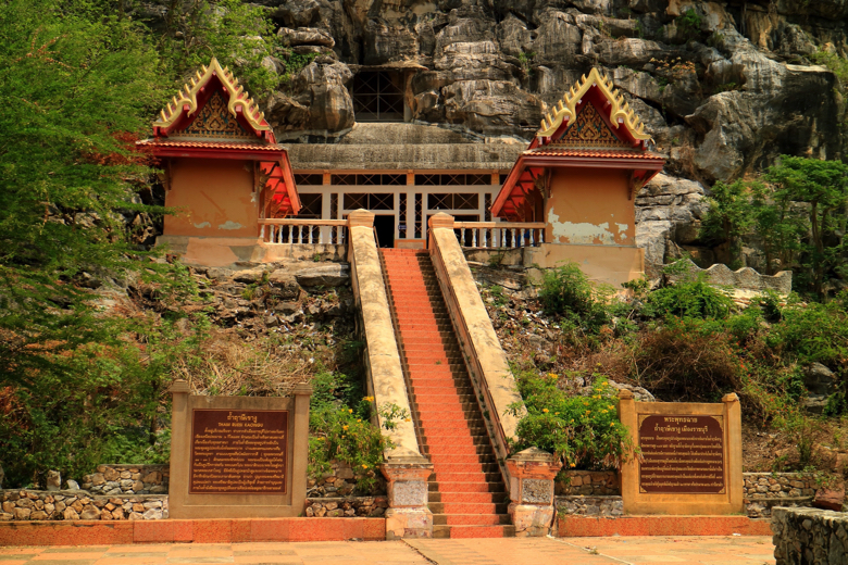 タイ ラーチャブリー ルーシーカオング洞窟 観光